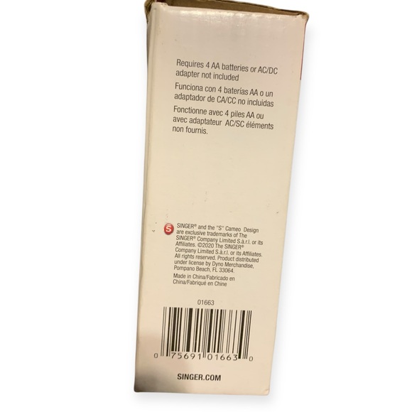 Singer Stitch Sew Quick Handheld Sewing Machine (item#30031) - Picture 7 of 8